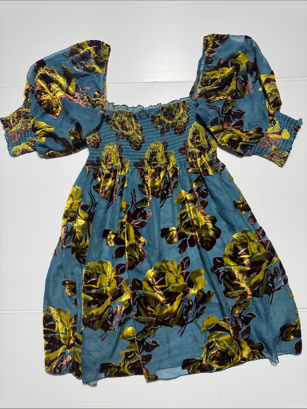BETSEY JOHNSON Vintage Velvet Burnout Blue Floral Smocked Puff-Sleeve Dress LG